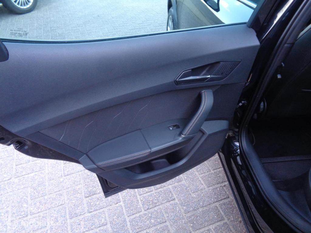 Cupra Formentor 1.5 tsi business sport ed/airco/groot navi/cruise/dcc/full 