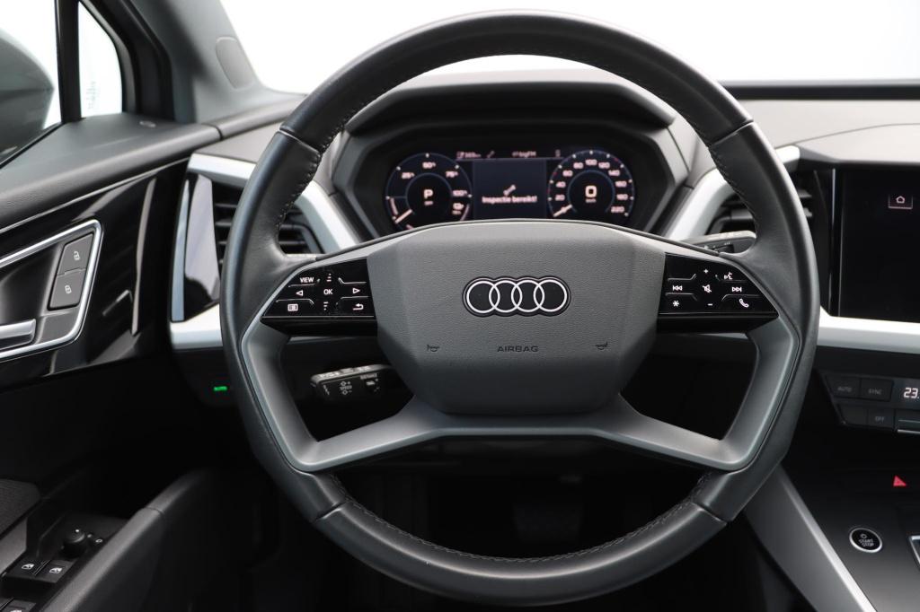Audi Q4 E-tron 40 advanced edition 82 kwh 204pk | soh 98,2% |