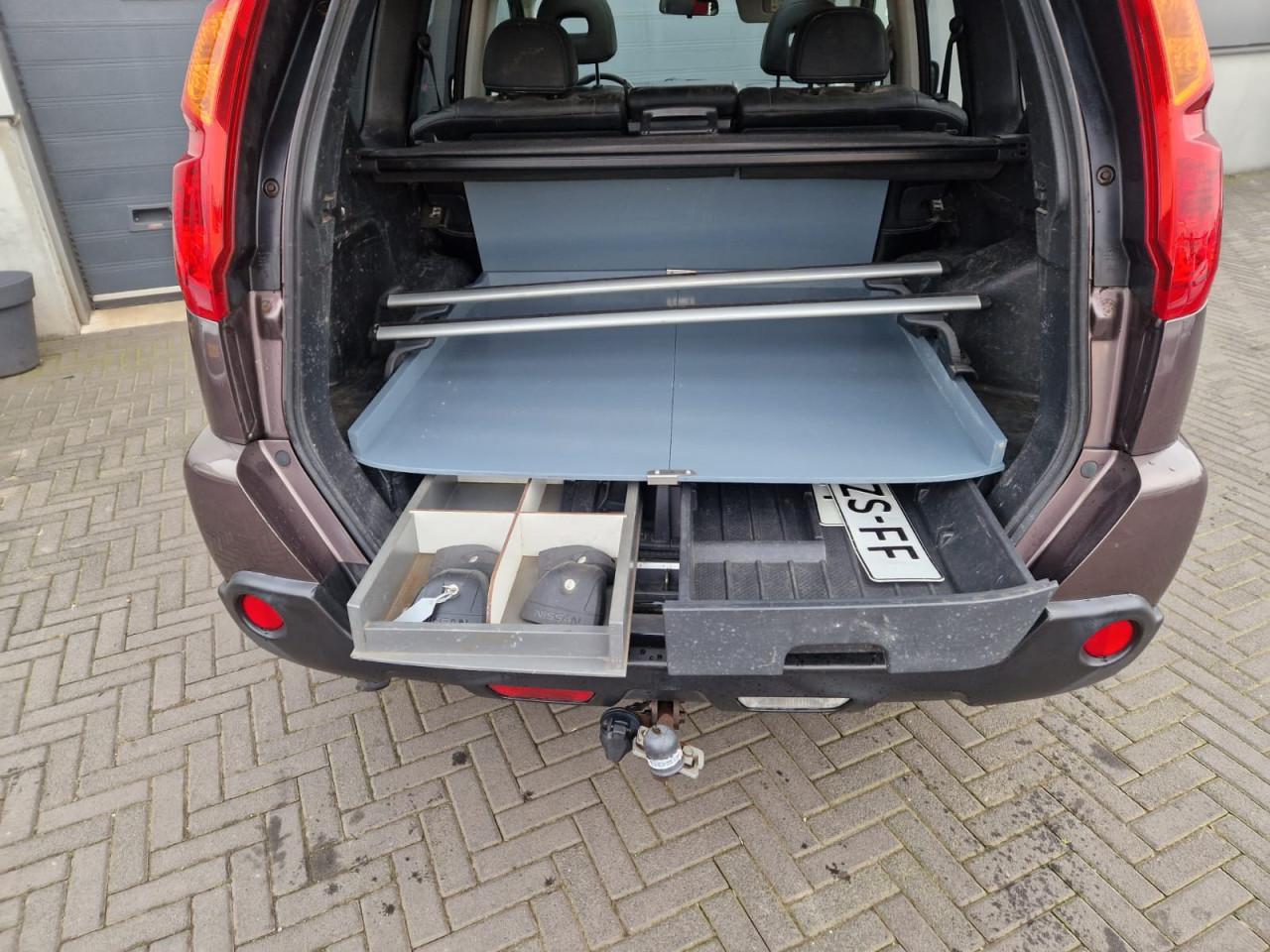 TE KOOP NISSAN X TRAIL 2.5 LE 4WD MET TREKHAAK APK TOT FEBRUARI 2027