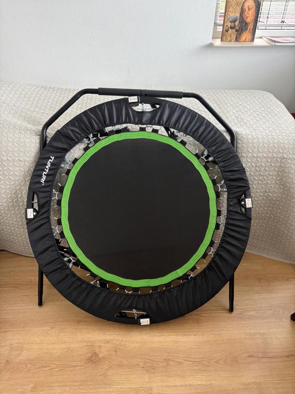 Mini trampoline