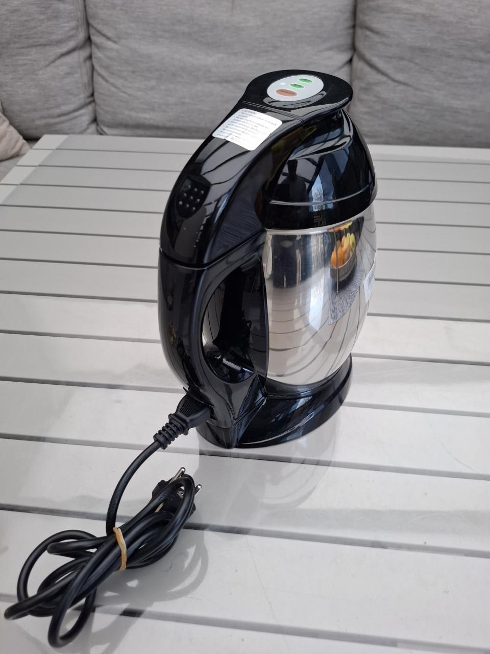 Soyabella SB-130 sojamelk maker,