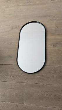 Ovale Spiegel met Zwart Frame