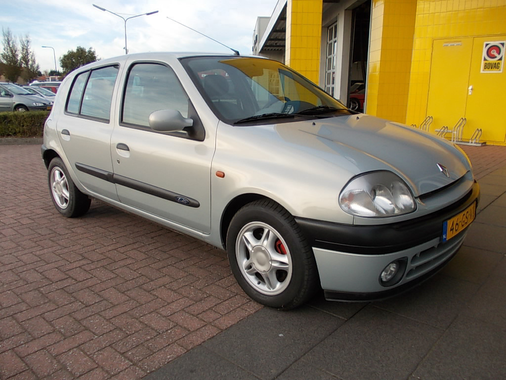 Renault Clio 1.9 dti 5-deurs airco 124000 km!!