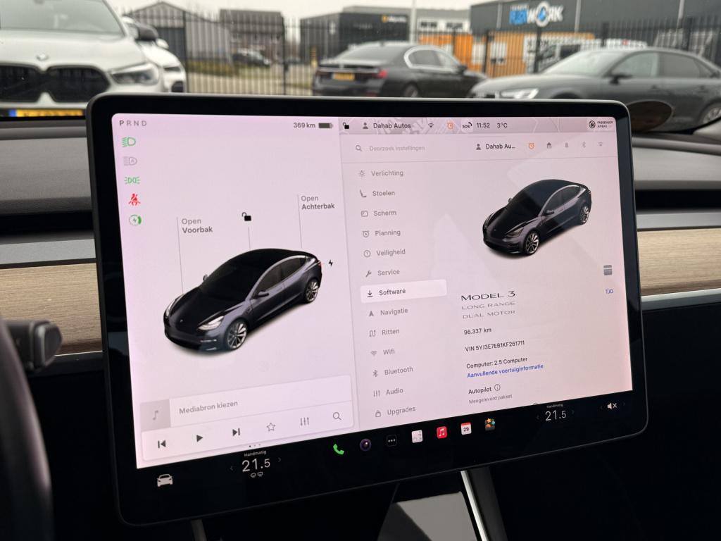 Tesla Model 3 long range awd 75 kwh | stoelverwarming v+a | pano | nomad te