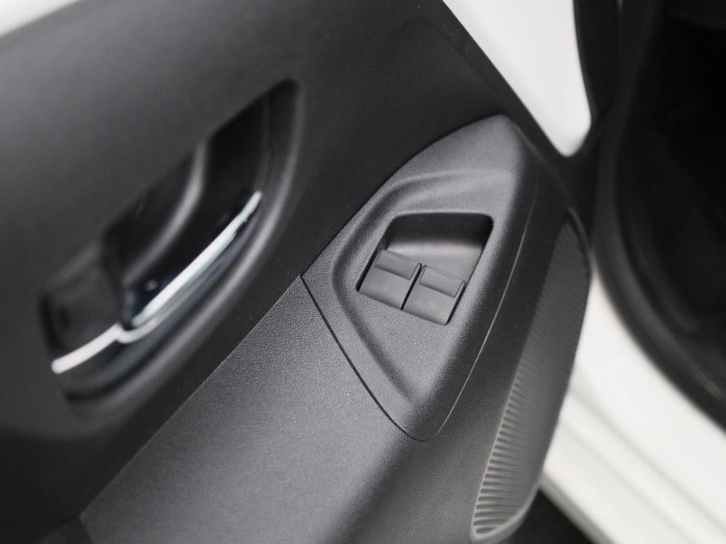 Peugeot 108 1.0 e-vti allure | led dagrijverlichting | lichtmetalen velgen 