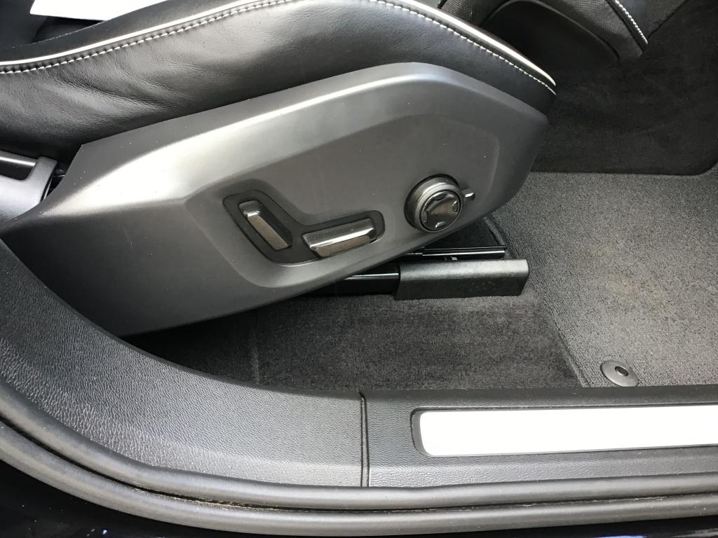 Volvo XC60 2.0 t8 plug-in hybrid awd ultimate bright