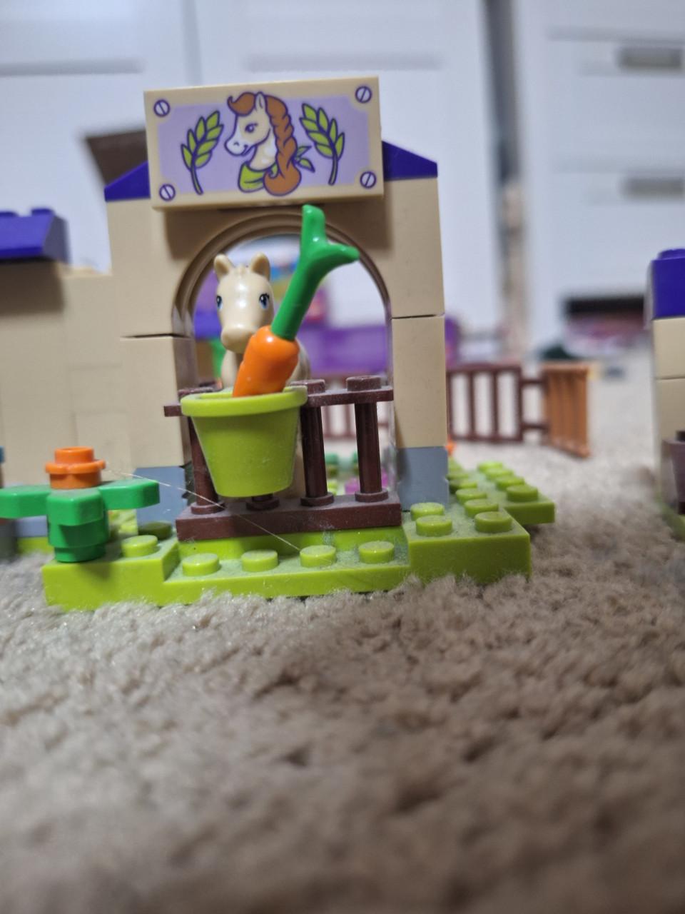 Lego Friends 41361, Mia’s veulenstal, Leeftijd 4+