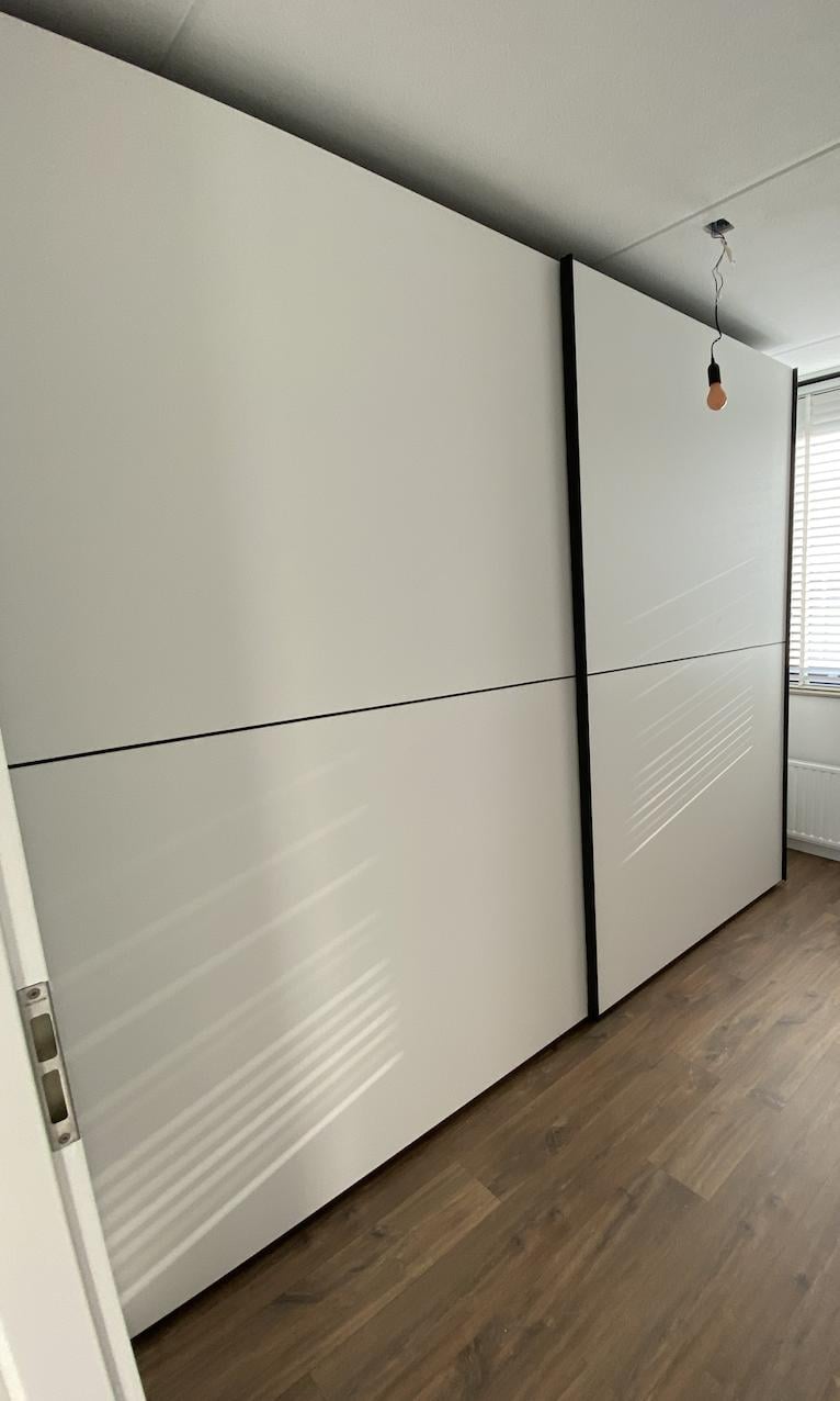 Kledingkast / Nolte Luxe Schuifdeurkast 280 x 240 cm | Softclose