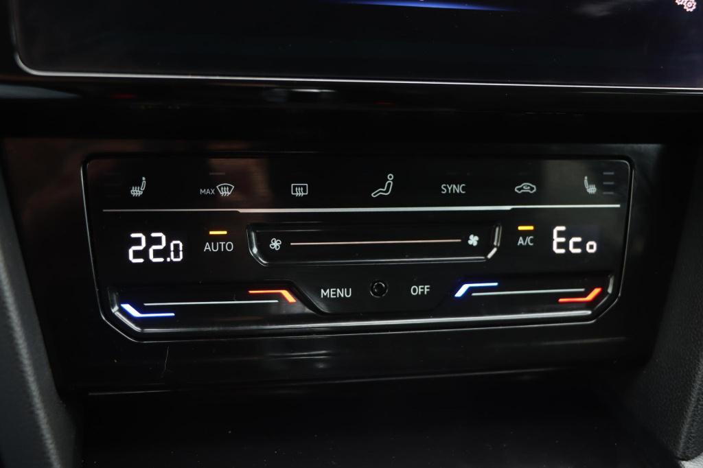 Volkswagen Arteon 1.4 tsi ehybrid r-line business+ 218pk dsg6 | soh 95,4% |