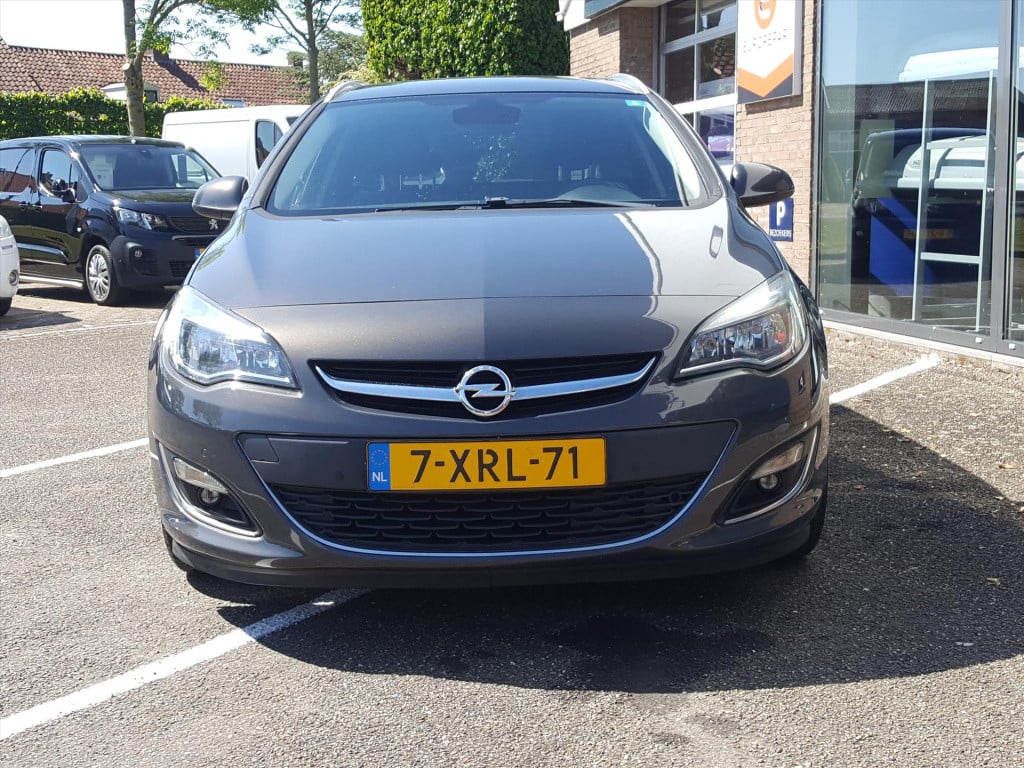 Opel Astra 1.4 turbo ecotec 140pk sport navigatie | trekhaak | cruise & cli