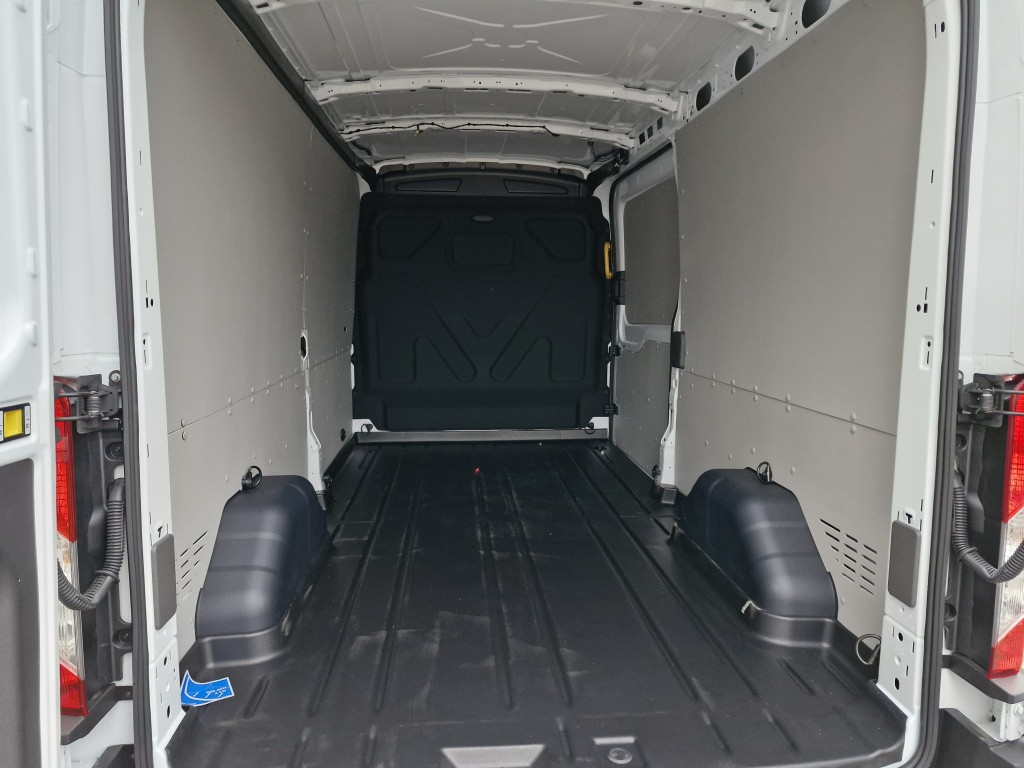 Ford Transit 350 2.0 tdci l3h2 trend | navigatie | trekhaak | park.sens v+a