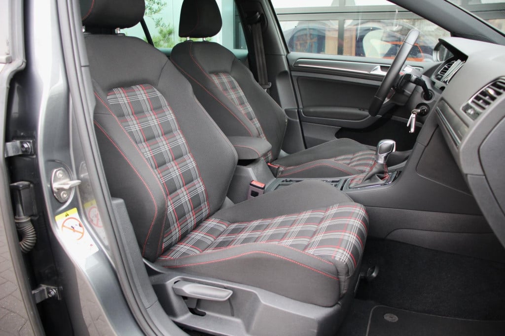Volkswagen Golf 2.0 tsi gti - h&r - dsg - led/matrix - pdc rondom - disc+ -