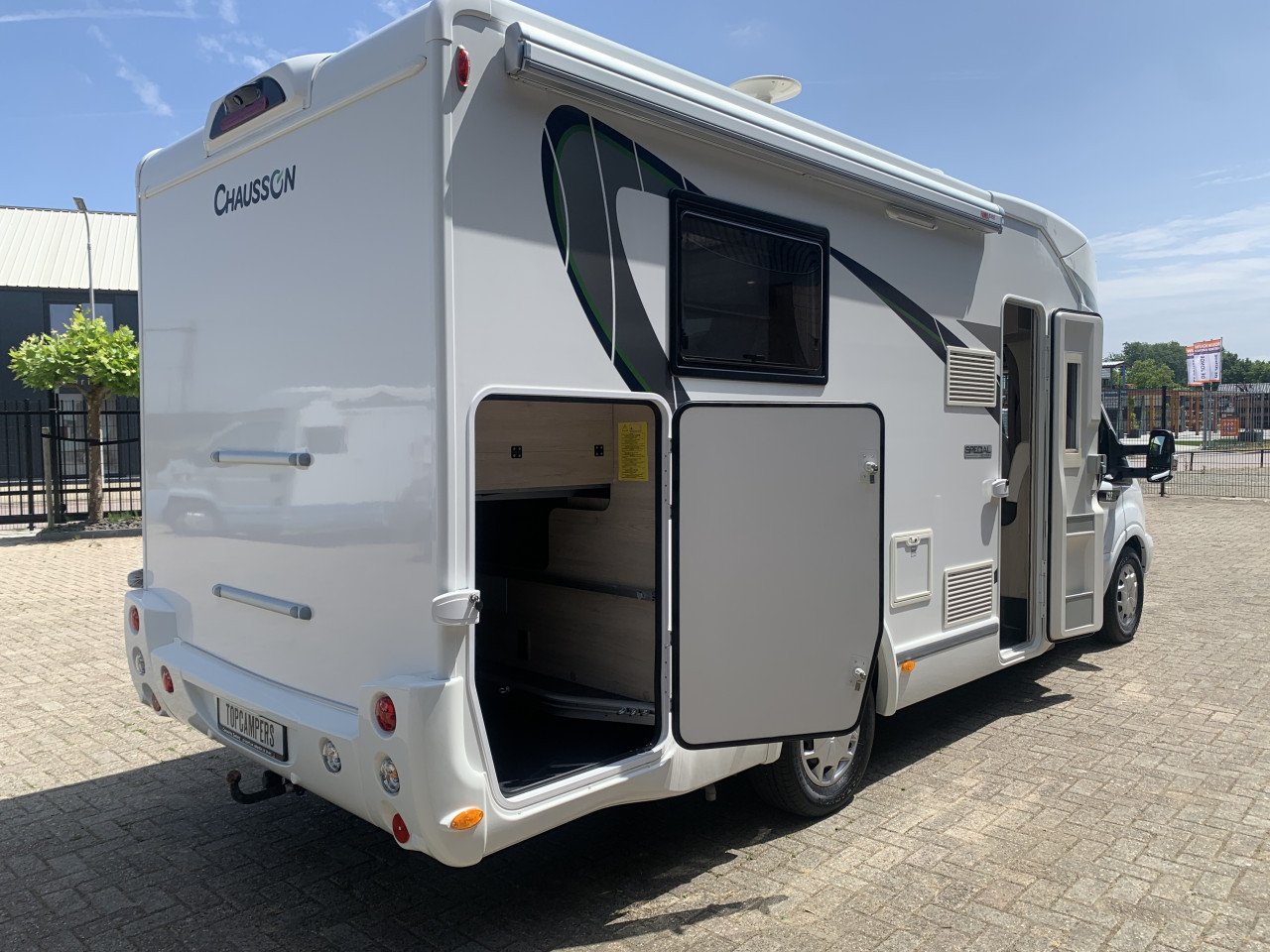 Chausson 628EB Special Edition 25000km (queensbed -hefbed) nieuwstaat