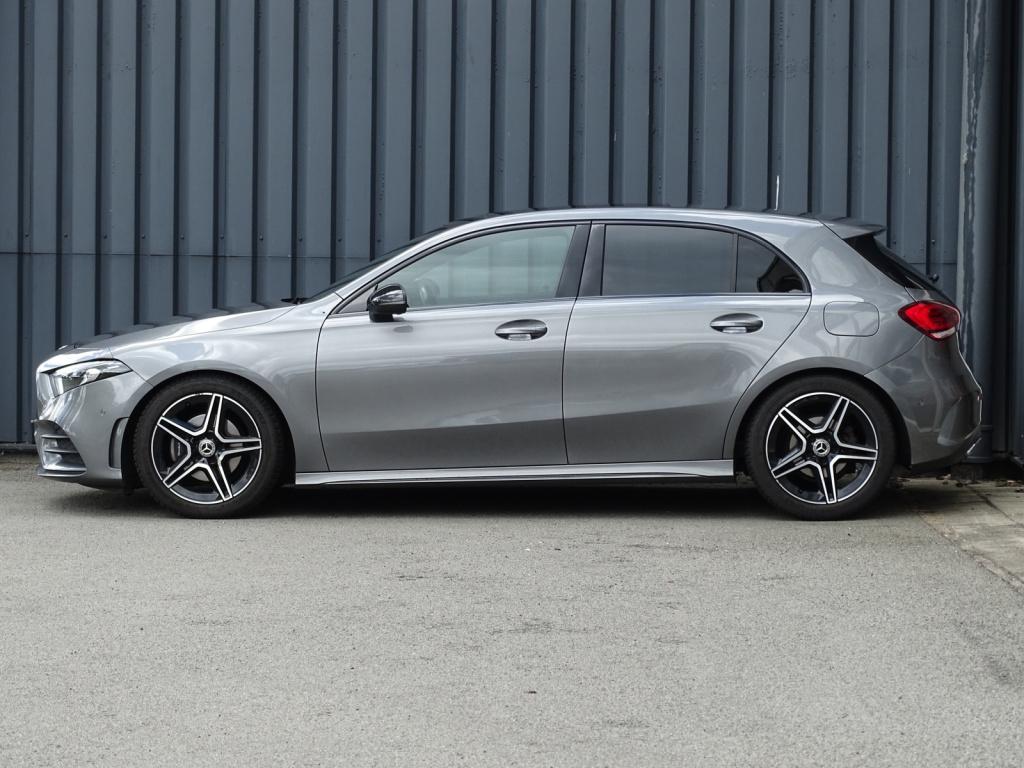Mercedes-Benz A-Klasse 180 business solution amg | pano | widescreen