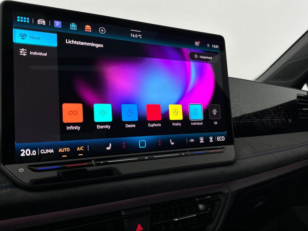 Volkswagen Tiguan r-line edition 1.5 ehybrid 150 kw / 204 pk suv 6 v