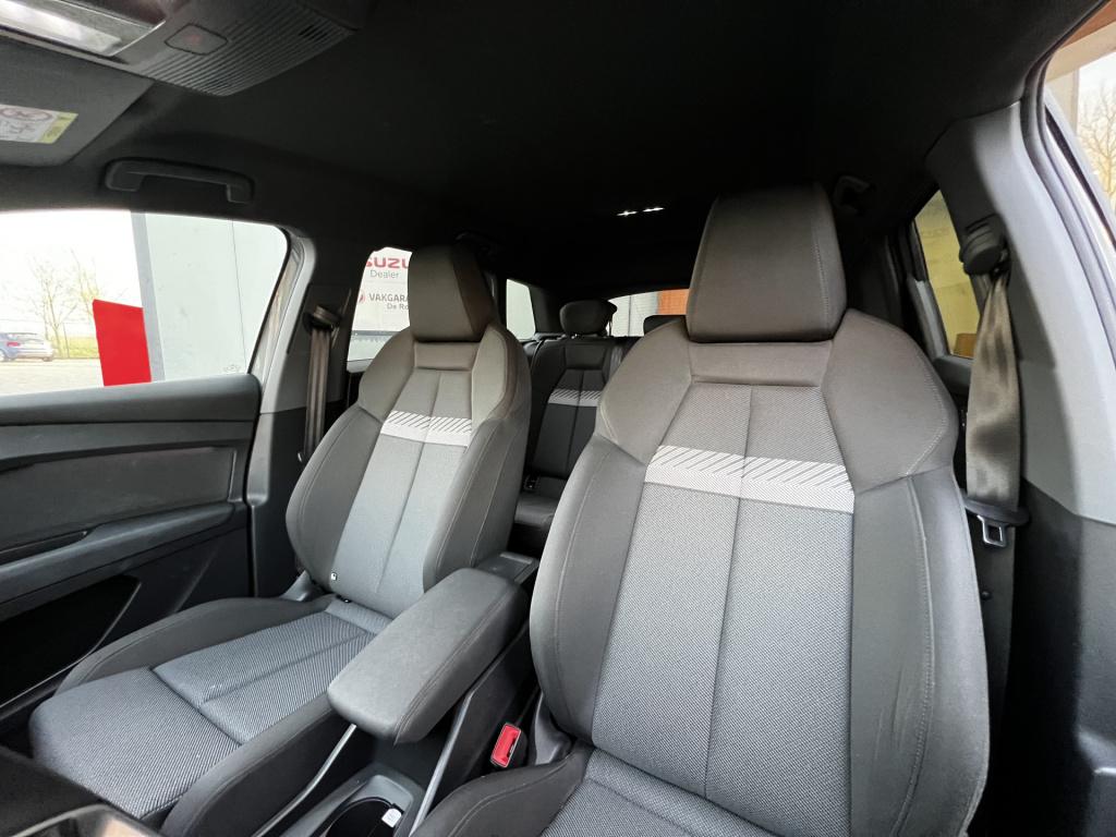 Audi Q4 E-tron 35 advanced edition 55 kwh | camera | carplay | nav | adapti