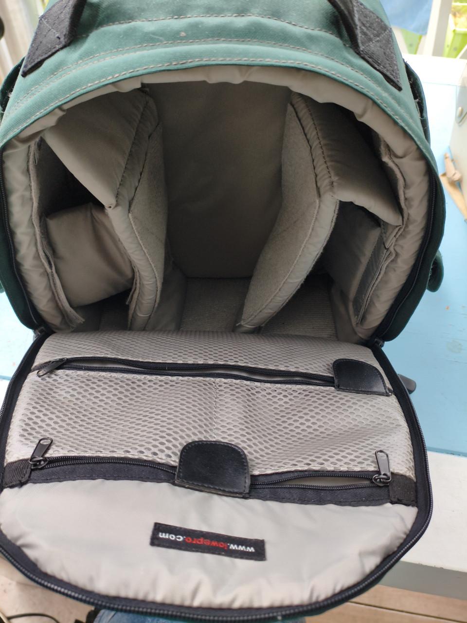 Nette Lowepro rugtasje voor oa je foto camera.