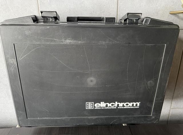 Een buitenkansje om je fotostudio goed te verlichten met Elinchrom set!