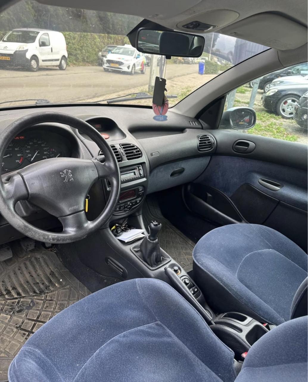 Peugeot 206 1.4i Airco