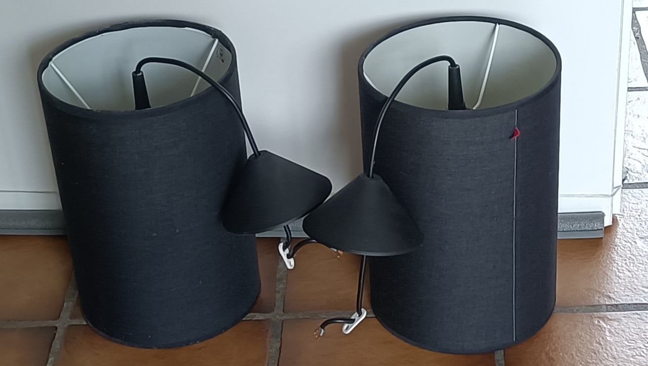 Hanglamp, cilinder vorm. 1+1 gratis. De buitenzijde van de kap is van stof