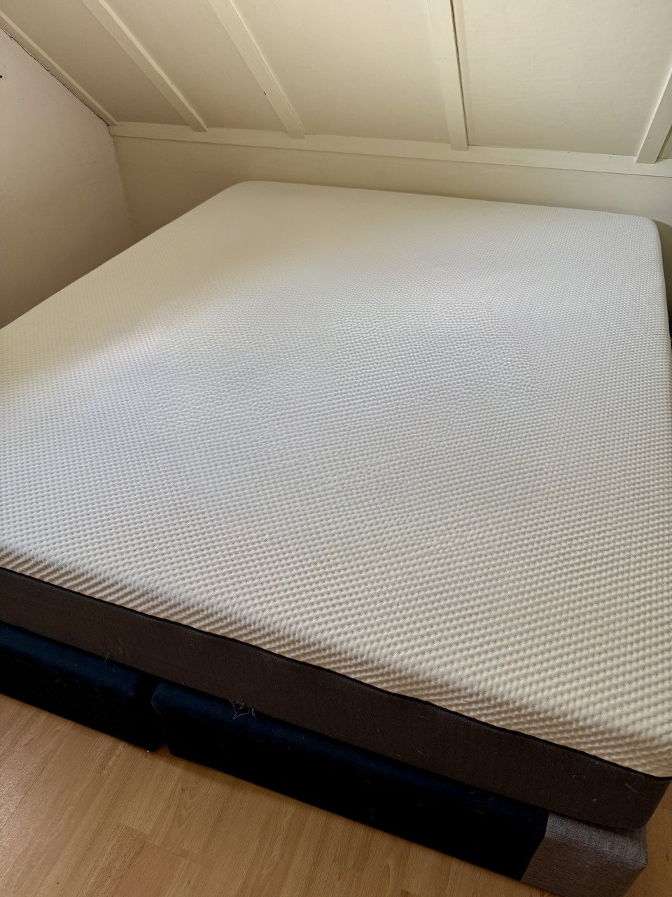 Emma Matras en boxspring