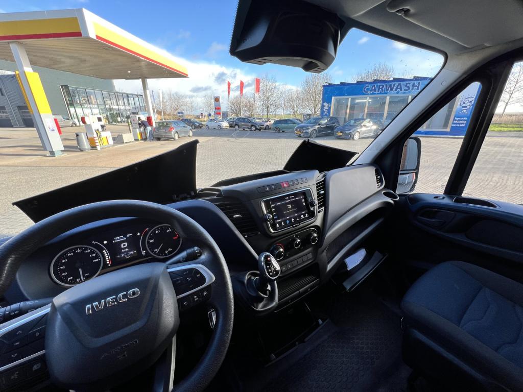 Iveco Daily 35s18hv 3.0 352l h2| ex. btw | nav | dab | trekhaak | 3500kg tr