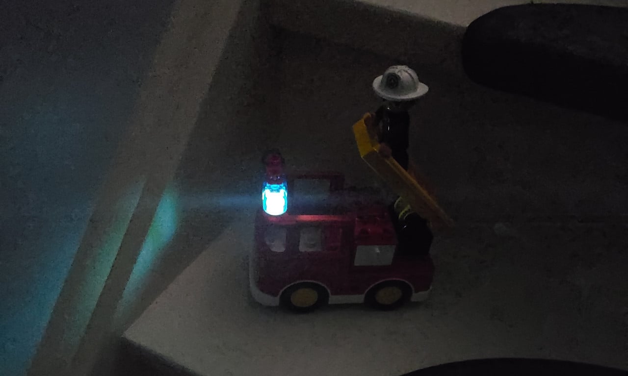 Lego Duplo brandweerwagen en Lego Duplo truck.