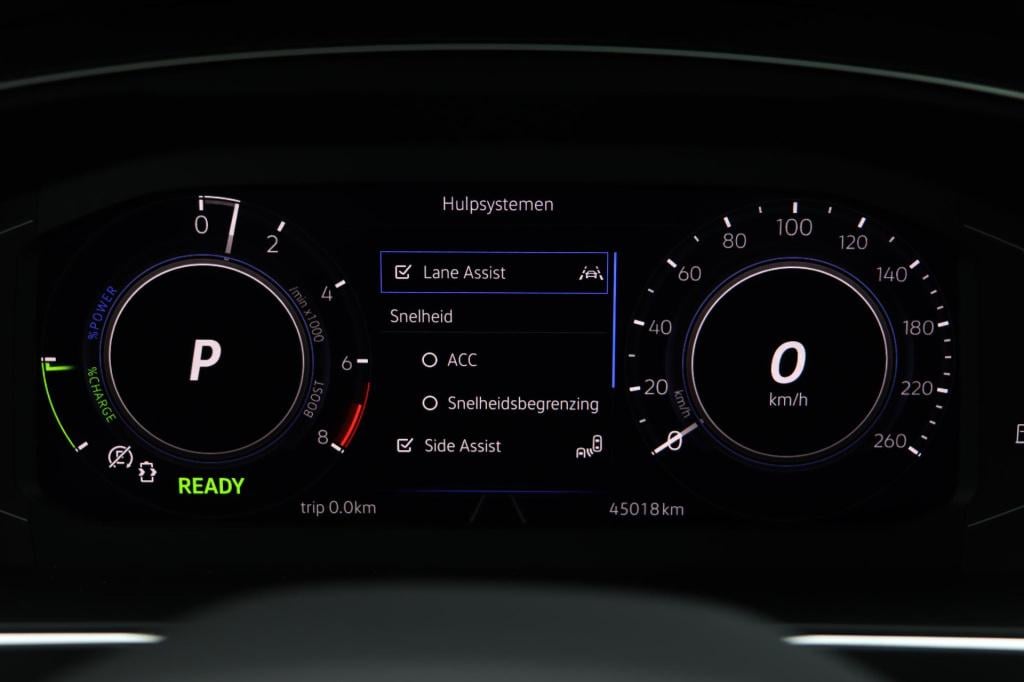 Volkswagen Tiguan 1.4 tsi ehybrid r-line business+ 245pk dsg6 | soh 90% |