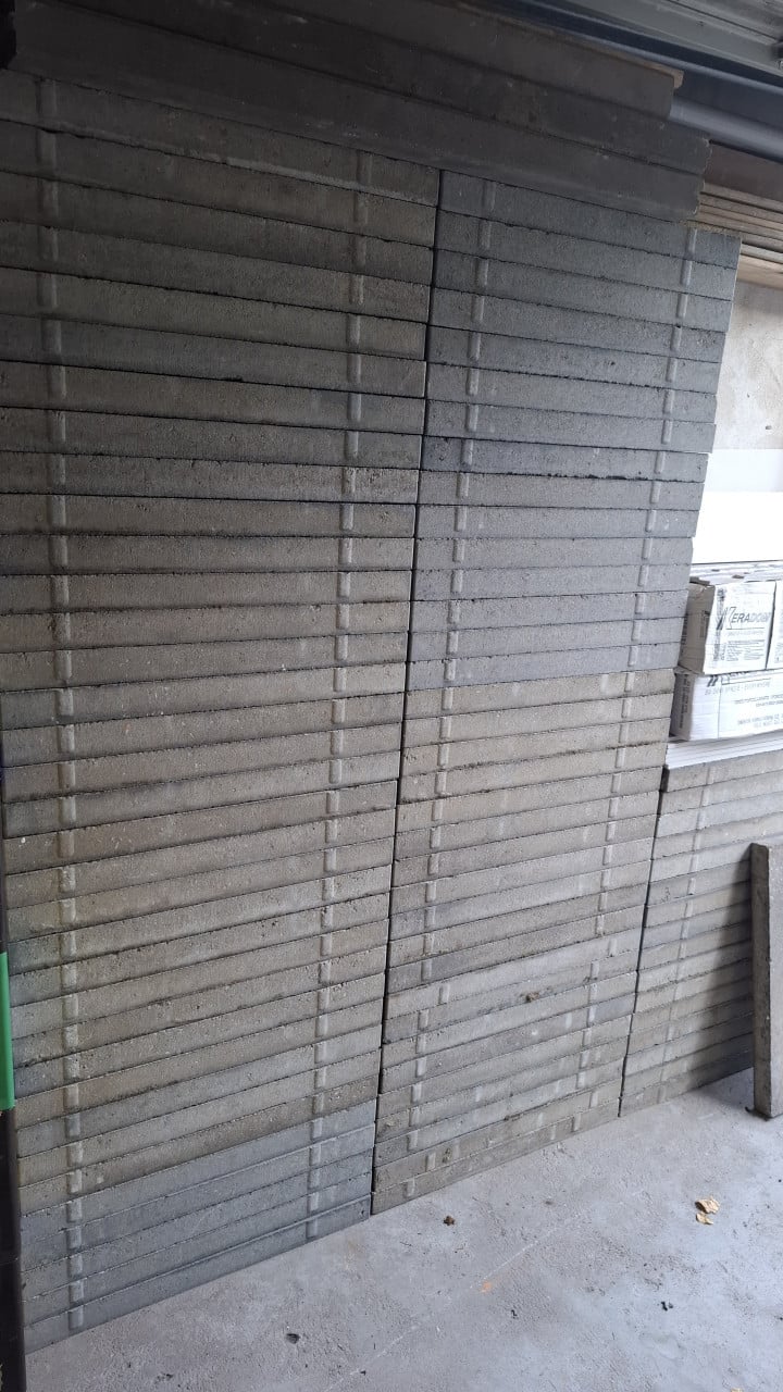 Tegels antraciet 60 x 30 cm (14 m²)