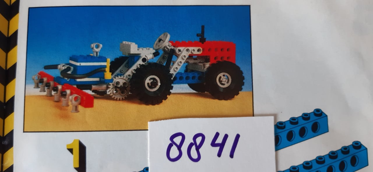 LEGO  Technic 8841: Traktor of Dune Buggy / Desert Racer
