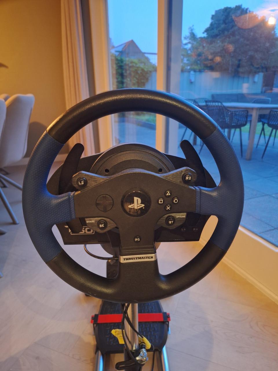 Thrustmaster t150