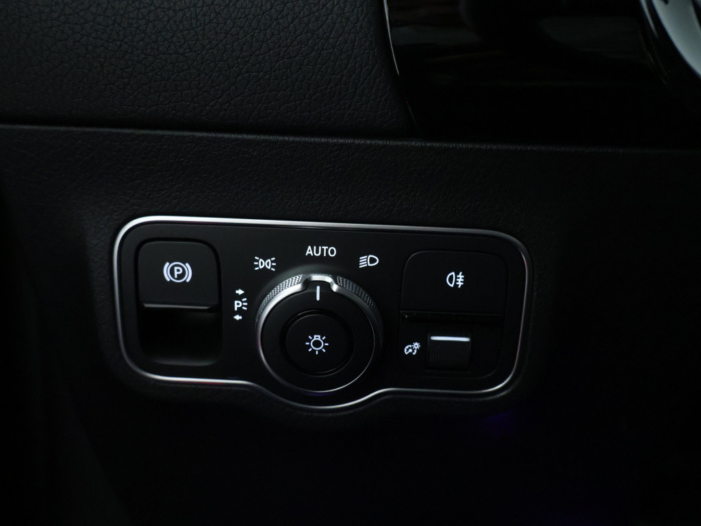 Mercedes-Benz Eqa 250 amg line 67 kwh | amg line | achteruitrijcamera | eas