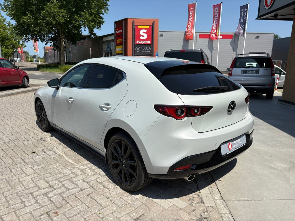 Mazda 3 2.0 e-skyactiv-g m hybrid 122 homura