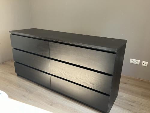 MALM ladekast Ikea zwart