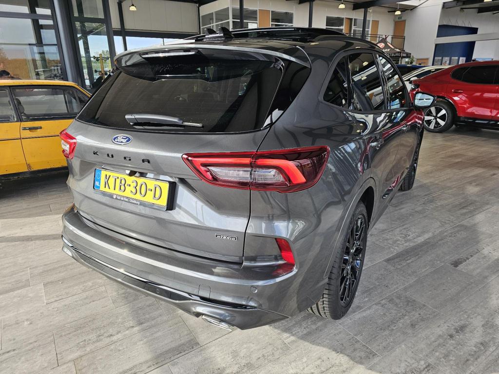 Ford Kuga 2.5 phev st-line x