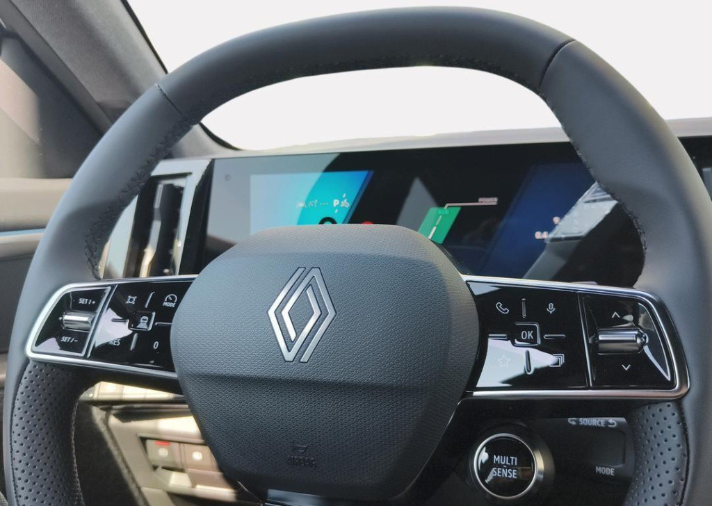 Renault Espace e-tech full hybrid 200 techno 7p.