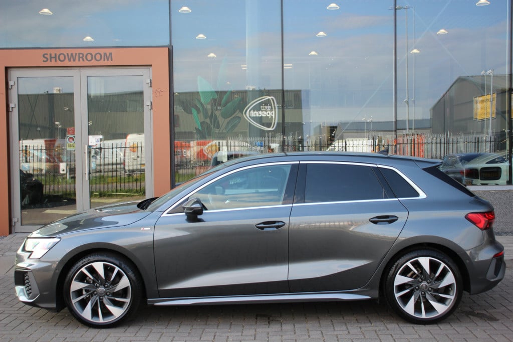 Audi A3 sportback 30 tfsi s edition | 26dkm