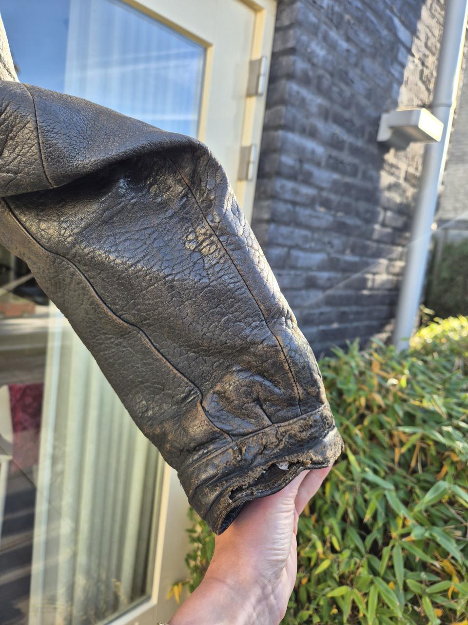 VintageLeren jas met bontkraag