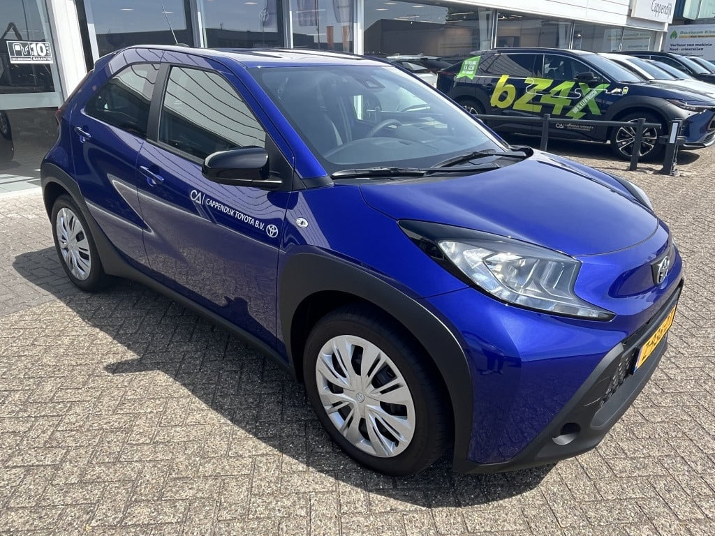 Toyota Aygo x | demo | 1.0 vvt-i s-cvt play | airco | apple carplay |