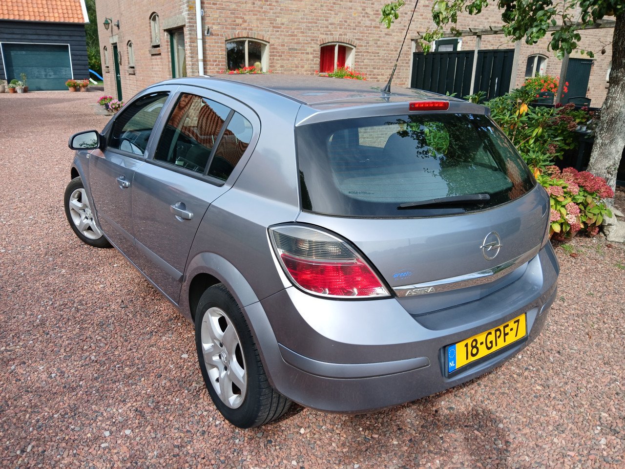 Opel Astra 1.4 5drs airco bj 2008