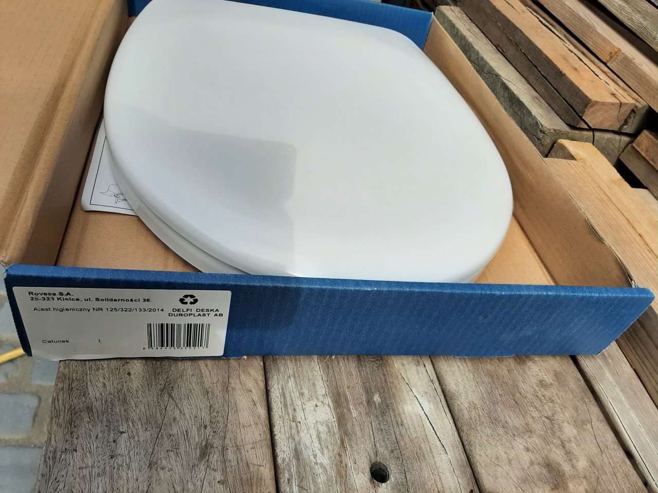 Te koop nieuwe witte wc bril merk Cersanit