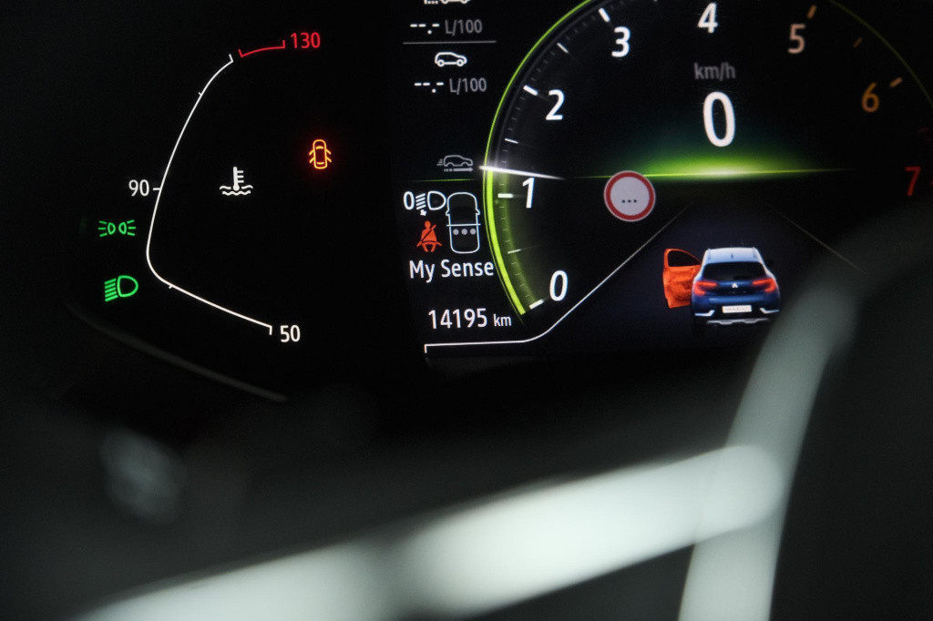 Renault Captur mild hybrid 140 edc techno | pack winter | camera | navigati