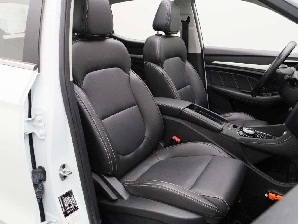 MG Zs-ev luxury 45 kwh | leder | navi | panoramadak | camera | apple carpla