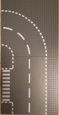 De orginele Lego wegplaten! 1 set bestaande uit 1 bocht + 1 T-weg