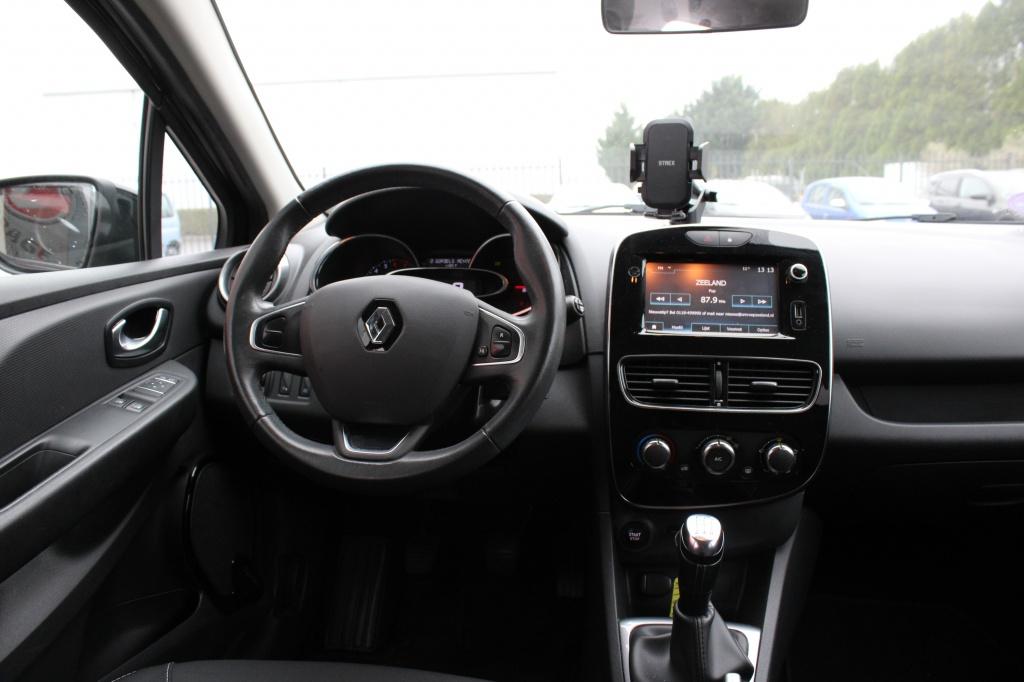 Renault Clio estate 0.9 tce limited