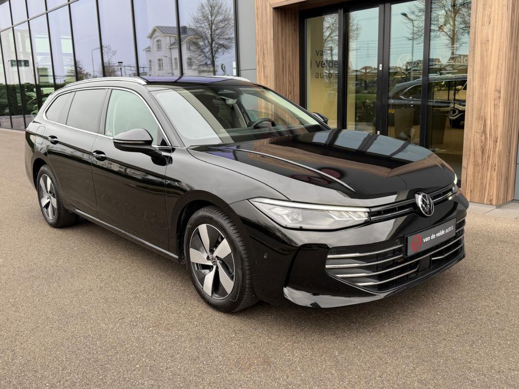 Volkswagen Passat variant 1.5 ehybrid business | trekhaak | alcantara | hea