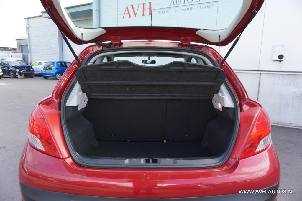 Peugeot 207 1.4 vti style, 21.000 km, uniek!!