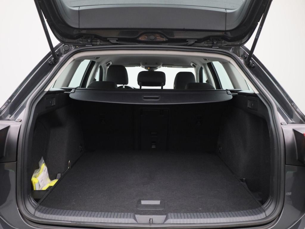 Volkswagen Golf variant 1.0 tsi life | virtual cockpit | sfeer verlichting 