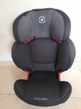 Maxi cosi met isofix  15 /36 kg (in goede nette staat )