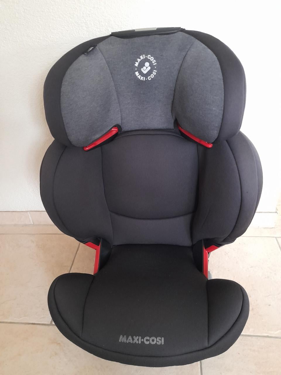 Maxi cosi met isofix  15 /36 kg (in goede nette staat )